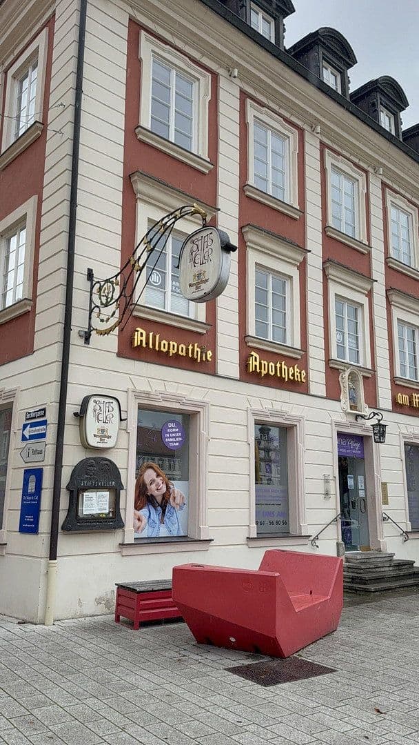 Prenájom nebytového priestoru 150 m², Marktplatz 18, Ellwangen (Jagst), Bádensko-Wurttembersko Prenájom nebytového priestoru 150 m², Marktplatz 18, Ellwangen (Jagst), Bádensko-Wurttembersko