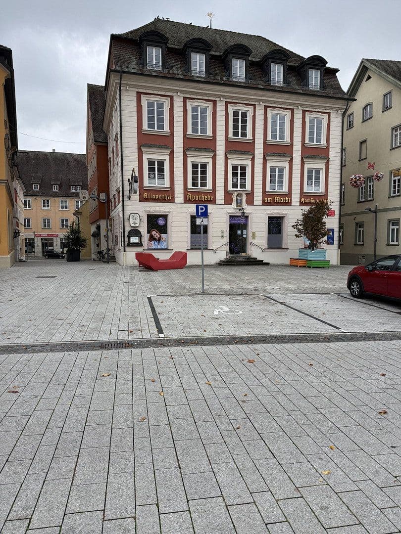 Prenájom nebytového priestoru 150 m², Marktplatz 18, Ellwangen (Jagst), Bádensko-Wurttembersko Prenájom nebytového priestoru 150 m², Marktplatz 18, Ellwangen (Jagst), Bádensko-Wurttembersko