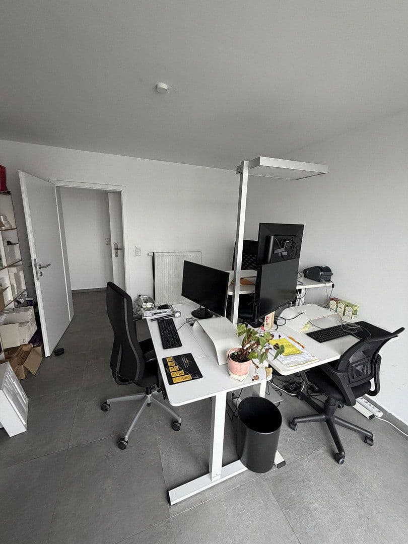 Prenájom kancelárie 65 m², Lahnstraße 17, Bensheim, Hesensko Prenájom kancelárie 65 m², Lahnstraße 17, Bensheim, Hesensko