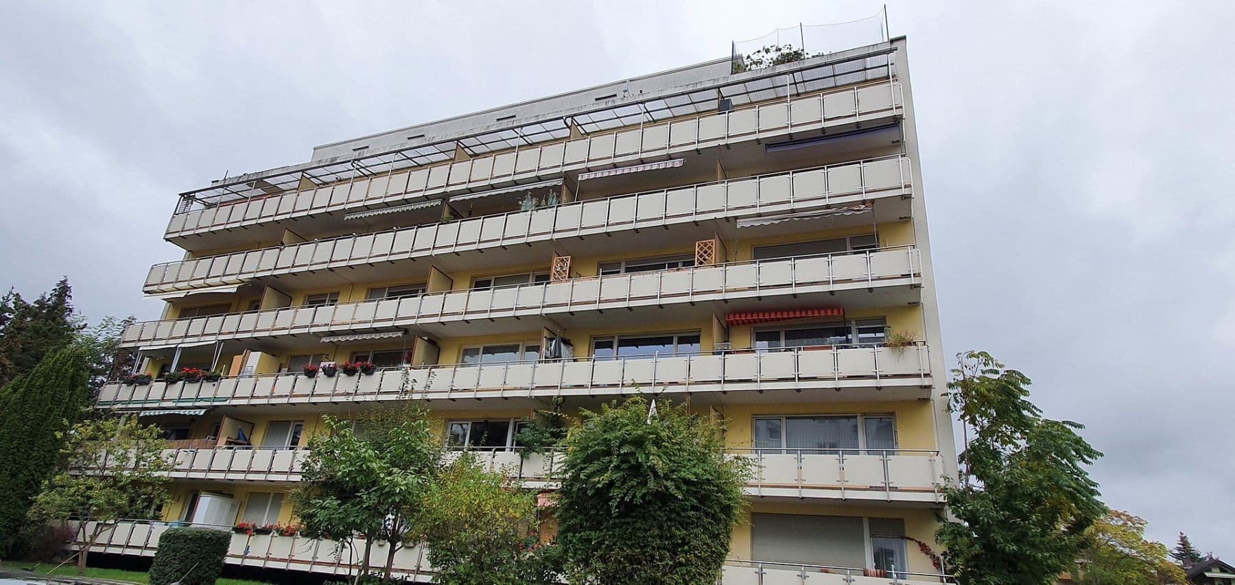 Prenájom bytu 2-izbový 60 m², Offenbach, Hesensko Prenájom bytu 2-izbový 60 m², Offenbach, Hesensko