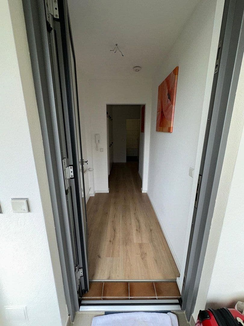 Prenájom bytu 2-izbový 60 m², Offenbach, Hesensko Prenájom bytu 2-izbový 60 m², Offenbach, Hesensko