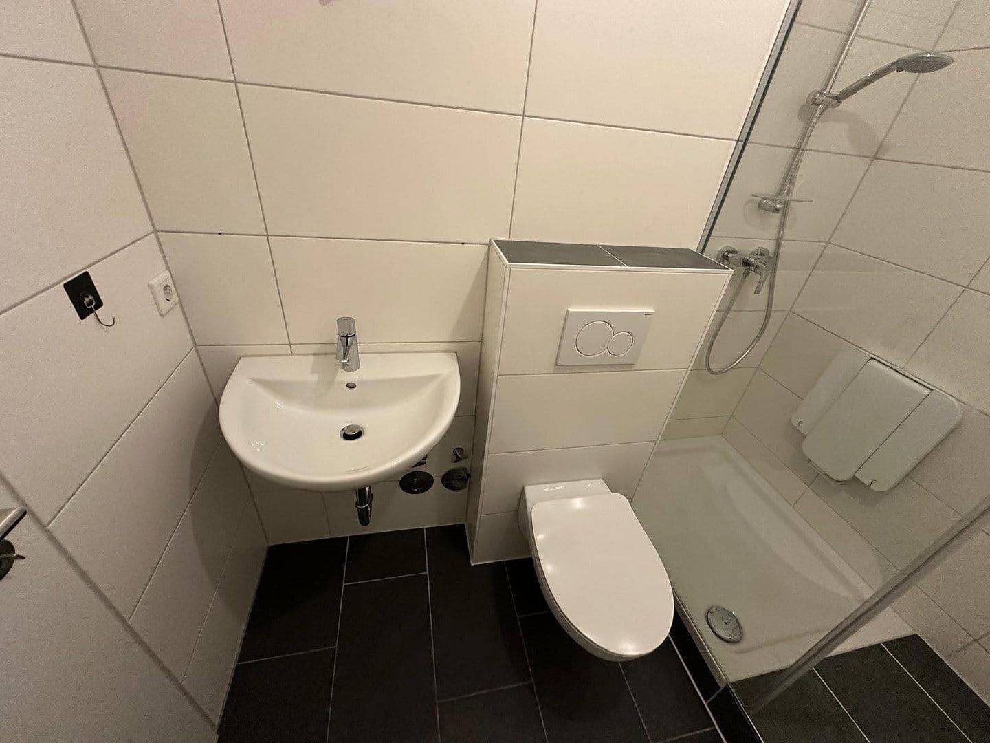 Prenájom bytu 2-izbový 60 m², Offenbach, Hesensko Prenájom bytu 2-izbový 60 m², Offenbach, Hesensko