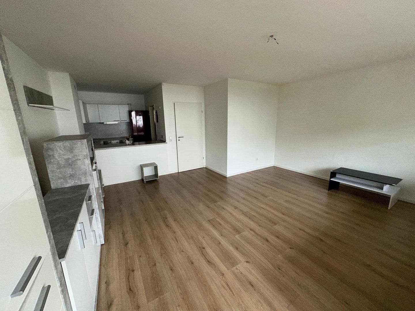 Prenájom bytu 2-izbový 60 m², Offenbach, Hesensko Prenájom bytu 2-izbový 60 m², Offenbach, Hesensko
