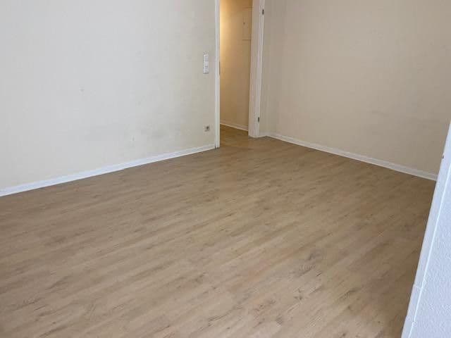 Prenájom bytu 2-izbový 36 m², Unter den Linden 2, Bad Salzungen, Durínsko Prenájom bytu 2-izbový 36 m², Unter den Linden 2, Bad Salzungen, Durínsko