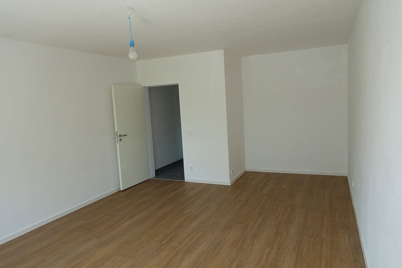 Prenájom bytu 1-izbový 34 m², Paderborn, Severné Porýnie - Westfálsko Prenájom bytu 1-izbový 34 m², Paderborn, Severné Porýnie - Westfálsko