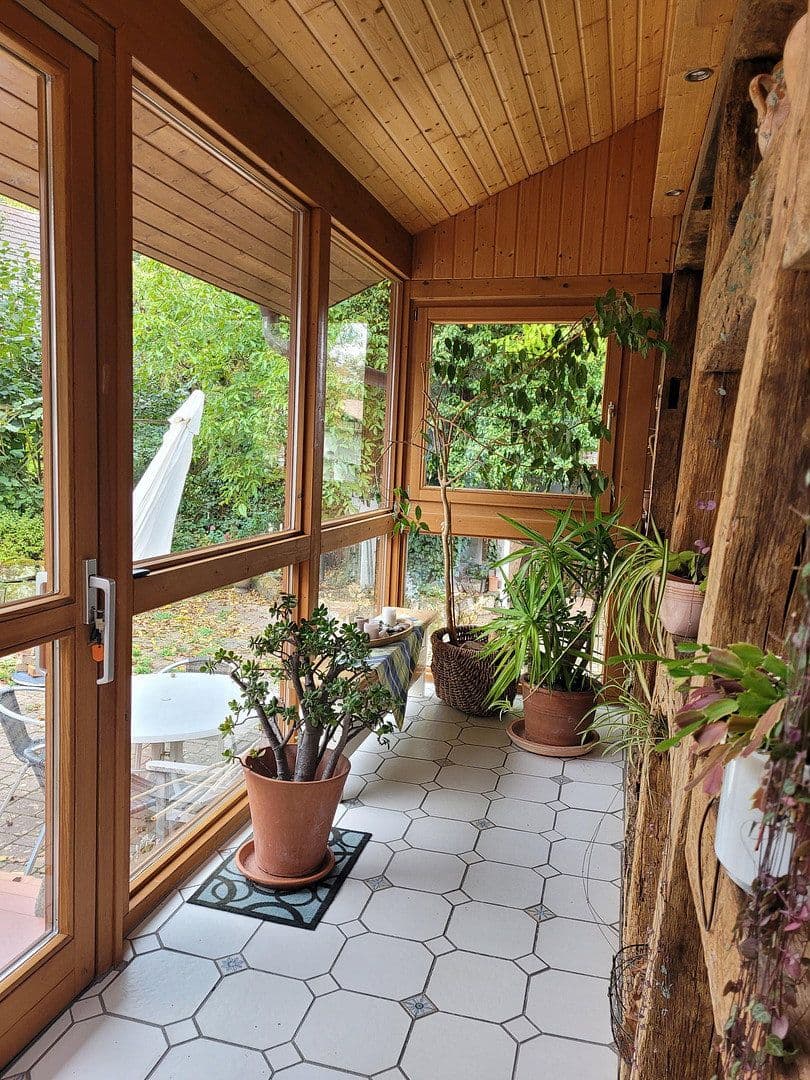 Predaj domu 150 m², pozemok 1.390 m², Kirchstraße 3, Beilstein, Bádensko-Wurttembersko Predaj domu 150 m², pozemok 1.390 m², Kirchstraße 3, Beilstein, Bádensko-Wurttembersko