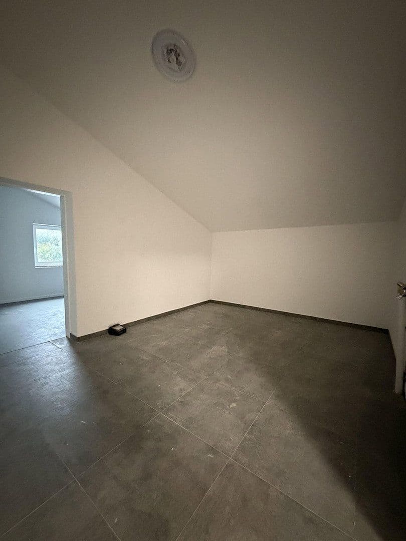 Prenájom bytu 2-izbový 60 m², Eckstraße 5, Sandweier, Baden-Baden, Bádensko-Wurttembersko Prenájom bytu 2-izbový 60 m², Eckstraße 5, Sandweier, Baden-Baden, Bádensko-Wurttembersko