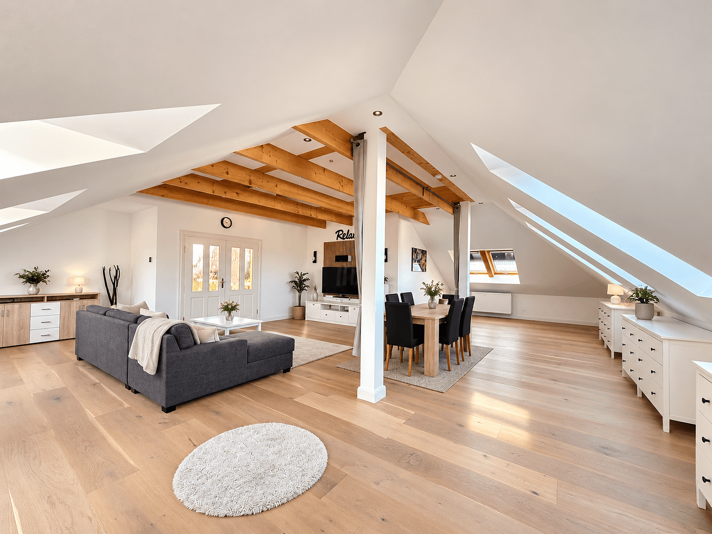 Predaj domu 274 m², pozemok 665 m², Harsefeld, Dolné Sasko Predaj domu 274 m², pozemok 665 m², Harsefeld, Dolné Sasko