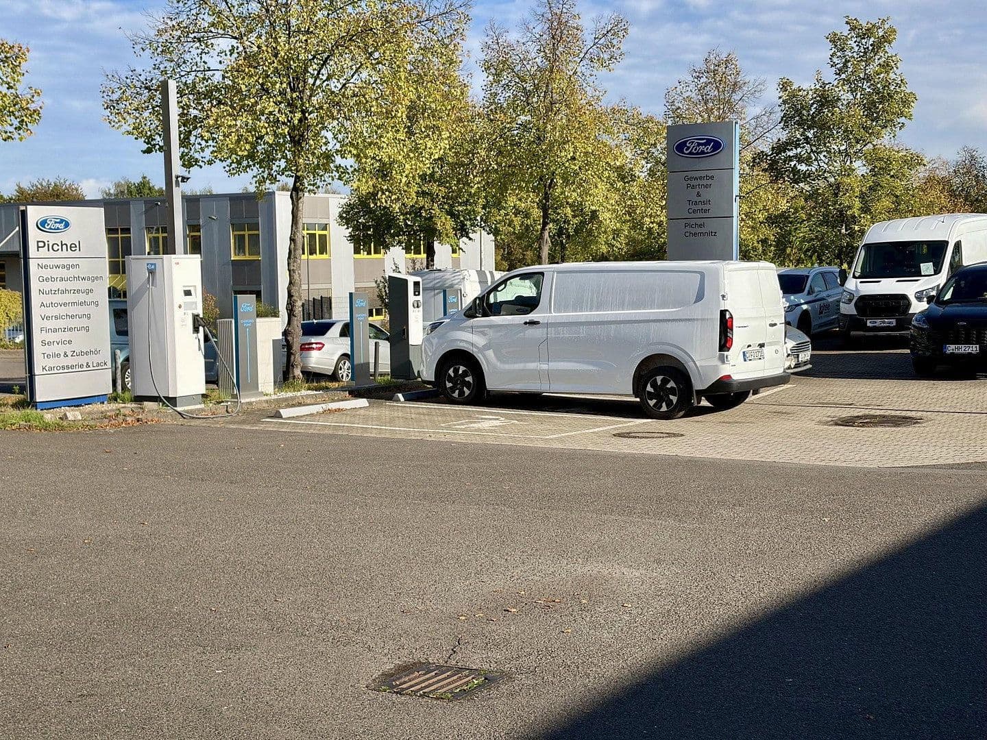 Predaj nebytového priestoru 3.422 m², Blankenburgstraße 75, Chemnitz, Sasko Predaj nebytového priestoru 3.422 m², Blankenburgstraße 75, Chemnitz, Sasko