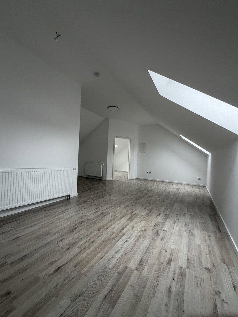 Prenájom bytu 2-izbový 50 m², Niederwaldstraße 9, Sandweier, Baden-Baden, Bádensko-Wurttembersko Prenájom bytu 2-izbový 50 m², Niederwaldstraße 9, Sandweier, Baden-Baden, Bádensko-Wurttembersko