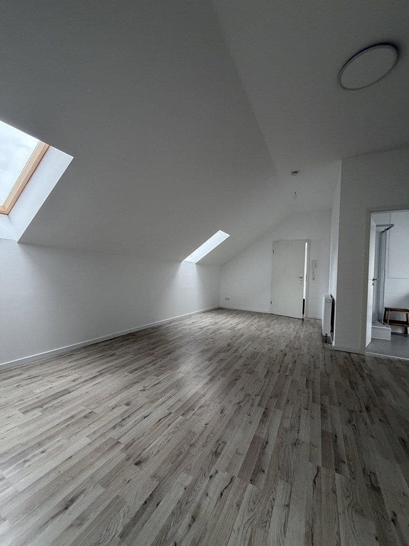 Prenájom bytu 2-izbový 50 m², Niederwaldstraße 9, Sandweier, Baden-Baden, Bádensko-Wurttembersko Prenájom bytu 2-izbový 50 m², Niederwaldstraße 9, Sandweier, Baden-Baden, Bádensko-Wurttembersko
