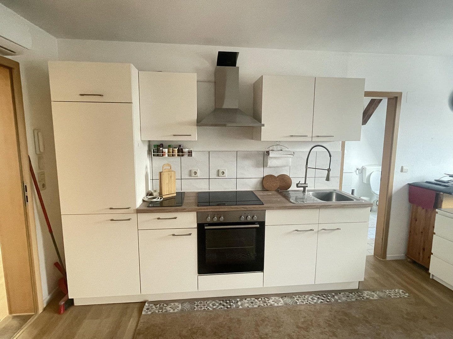 Prenájom bytu 1-izbový 35 m², Aurelienstraße 2, Leipzig, Sasko Prenájom bytu 1-izbový 35 m², Aurelienstraße 2, Leipzig, Sasko