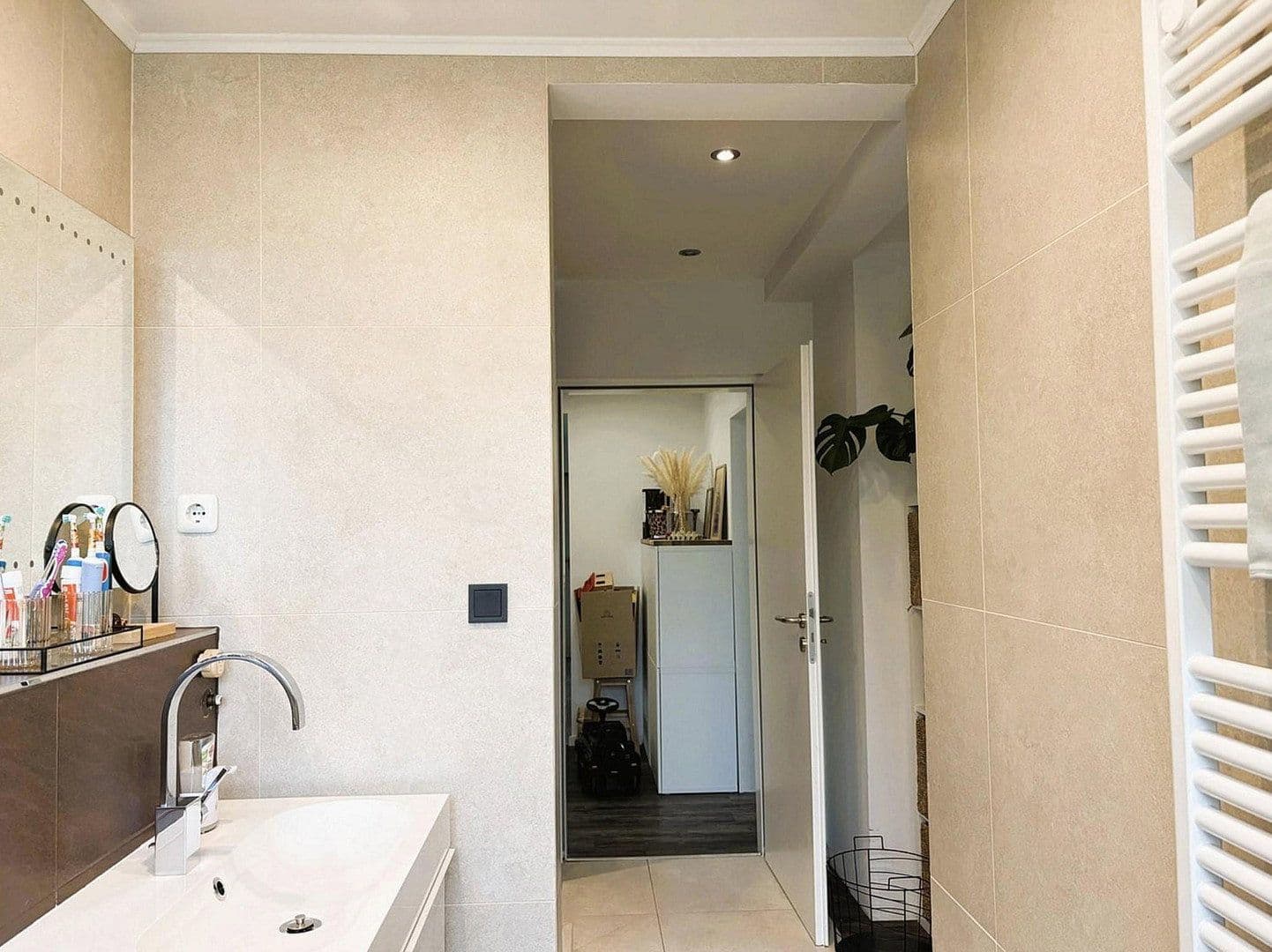 Predaj bytu 4-izbový 100 m², Essen, Severné Porýnie - Westfálsko Predaj bytu 4-izbový 100 m², Essen, Severné Porýnie - Westfálsko
