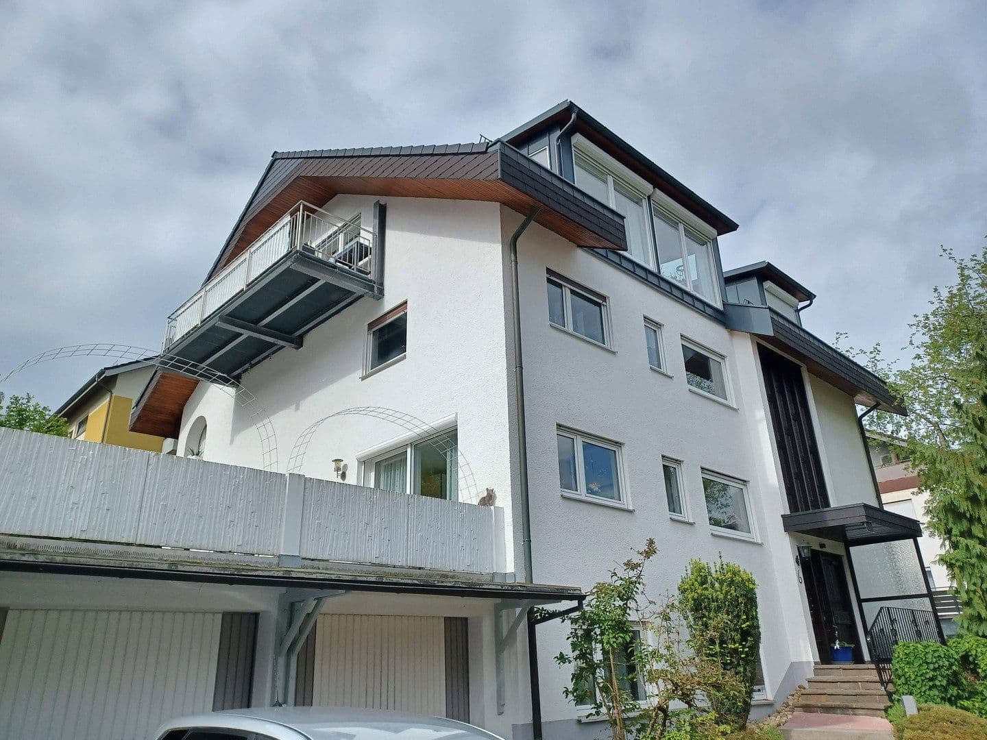 Prenájom bytu 3-izbový 115 m², Baden-Baden - Neuweier, Bádensko-Wurttembersko Prenájom bytu 3-izbový 115 m², Baden-Baden - Neuweier, Bádensko-Wurttembersko