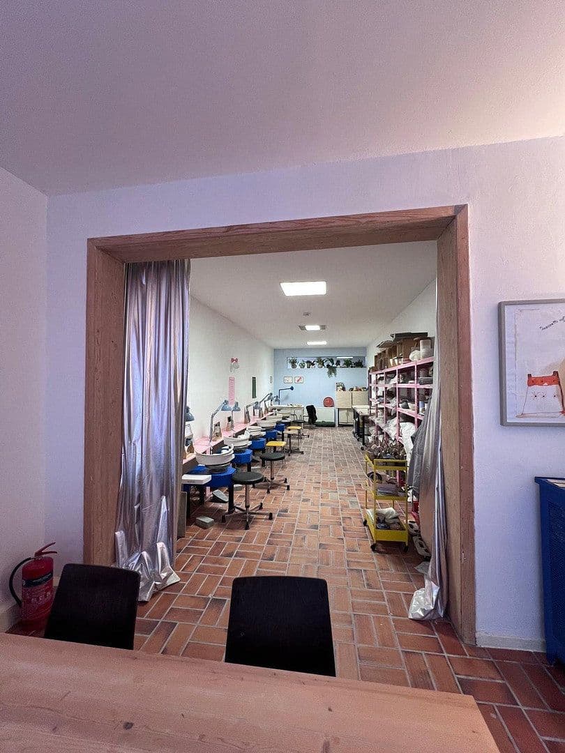 Prenájom nebytového priestoru 178 m², Wahlenstr.22, Köln, Severné Porýnie - Westfálsko Prenájom nebytového priestoru 178 m², Wahlenstr.22, Köln, Severné Porýnie - Westfálsko