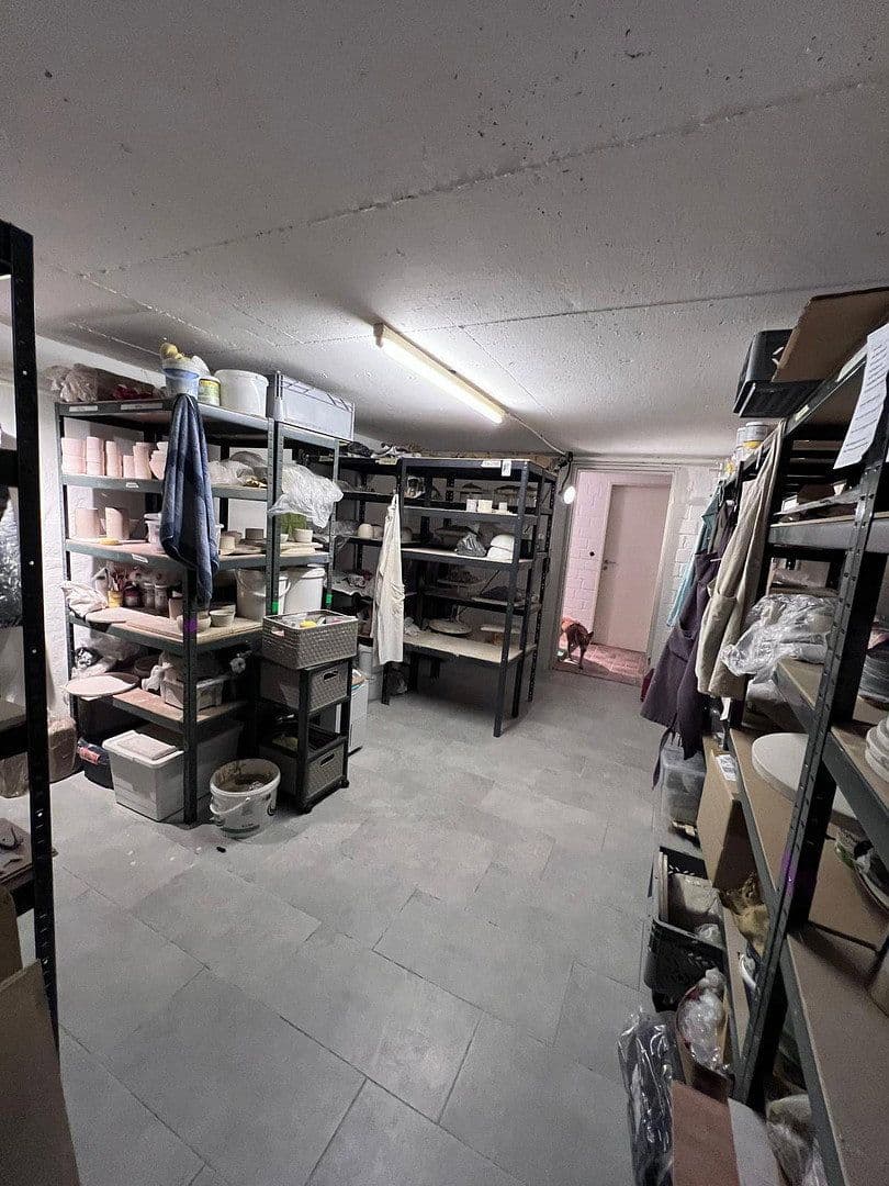 Prenájom nebytového priestoru 178 m², Wahlenstr.22, Köln, Severné Porýnie - Westfálsko Prenájom nebytového priestoru 178 m², Wahlenstr.22, Köln, Severné Porýnie - Westfálsko