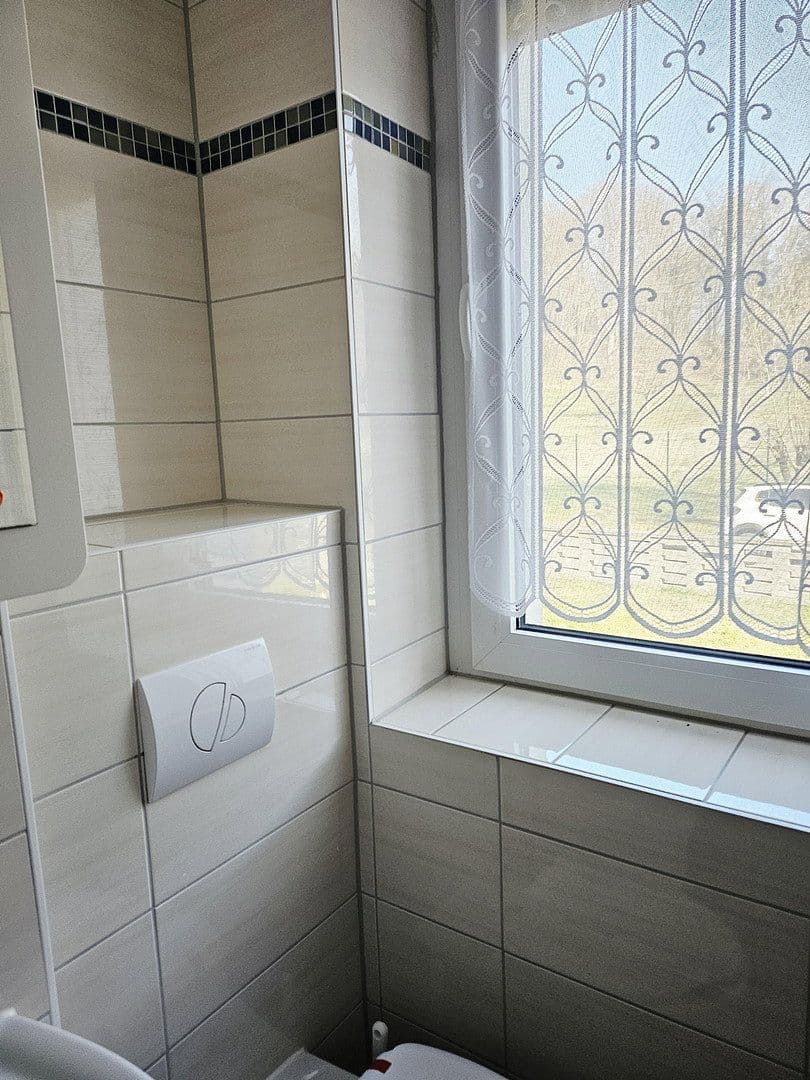 Predaj domu 328 m², pozemok 1.314 m², Grimma, Sasko Predaj domu 328 m², pozemok 1.314 m², Grimma, Sasko