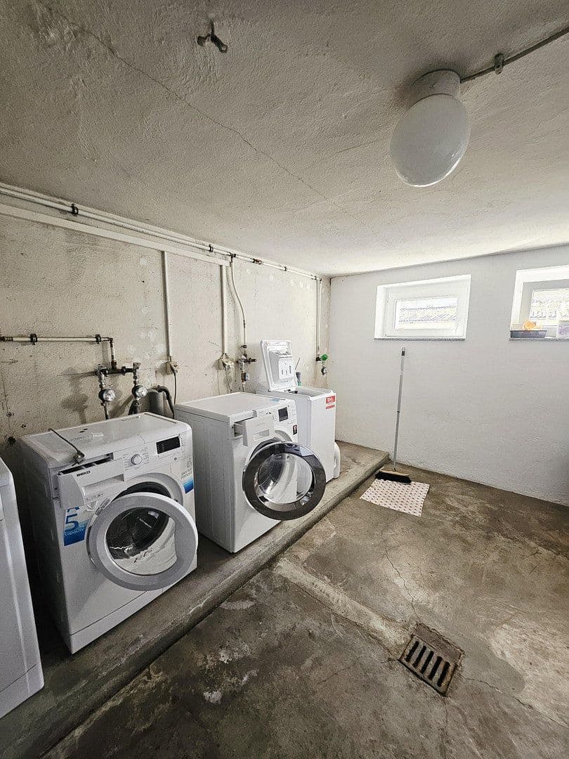 Predaj domu 328 m², pozemok 1.314 m², Grimma, Sasko Predaj domu 328 m², pozemok 1.314 m², Grimma, Sasko
