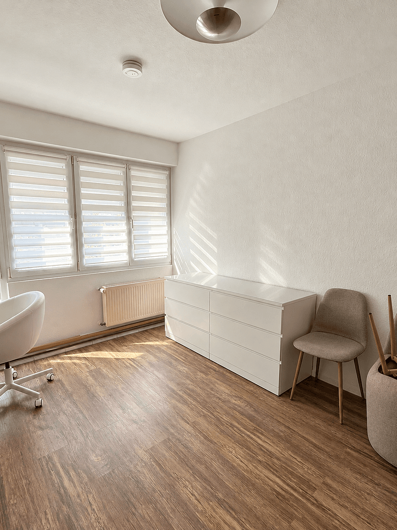 Prenájom bytu 3-izbový 104 m², Adolfstraße 121, Lahnstein, Porýnie-Falcko Prenájom bytu 3-izbový 104 m², Adolfstraße 121, Lahnstein, Porýnie-Falcko