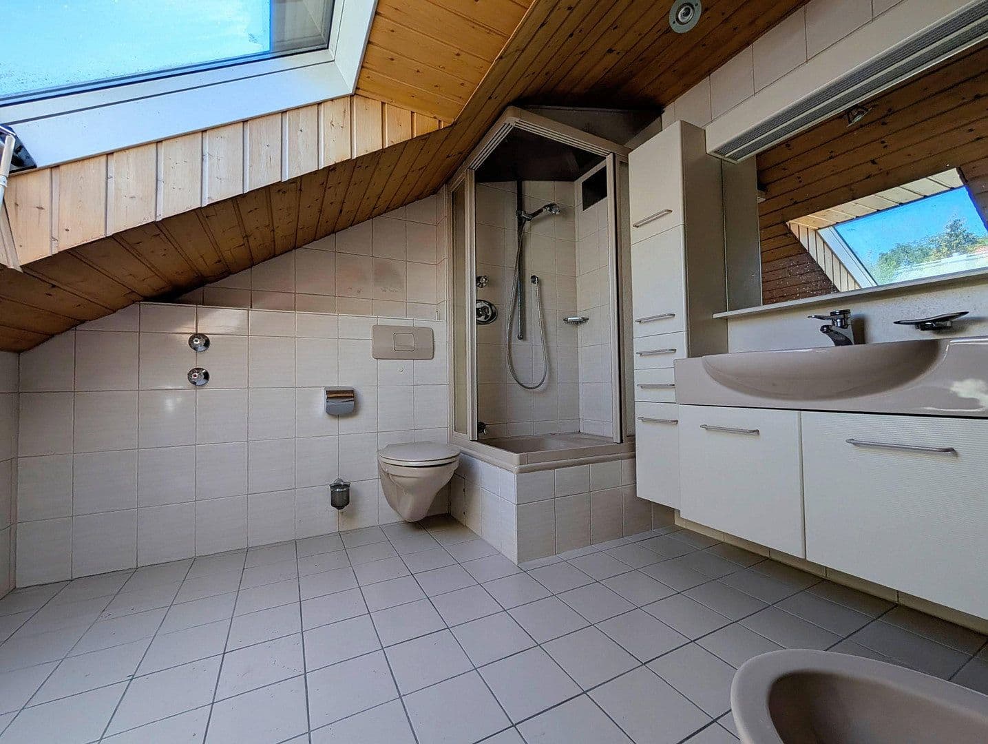 Predaj domu 162 m², pozemok 360 m², Goldbach, Bavorsko Predaj domu 162 m², pozemok 360 m², Goldbach, Bavorsko