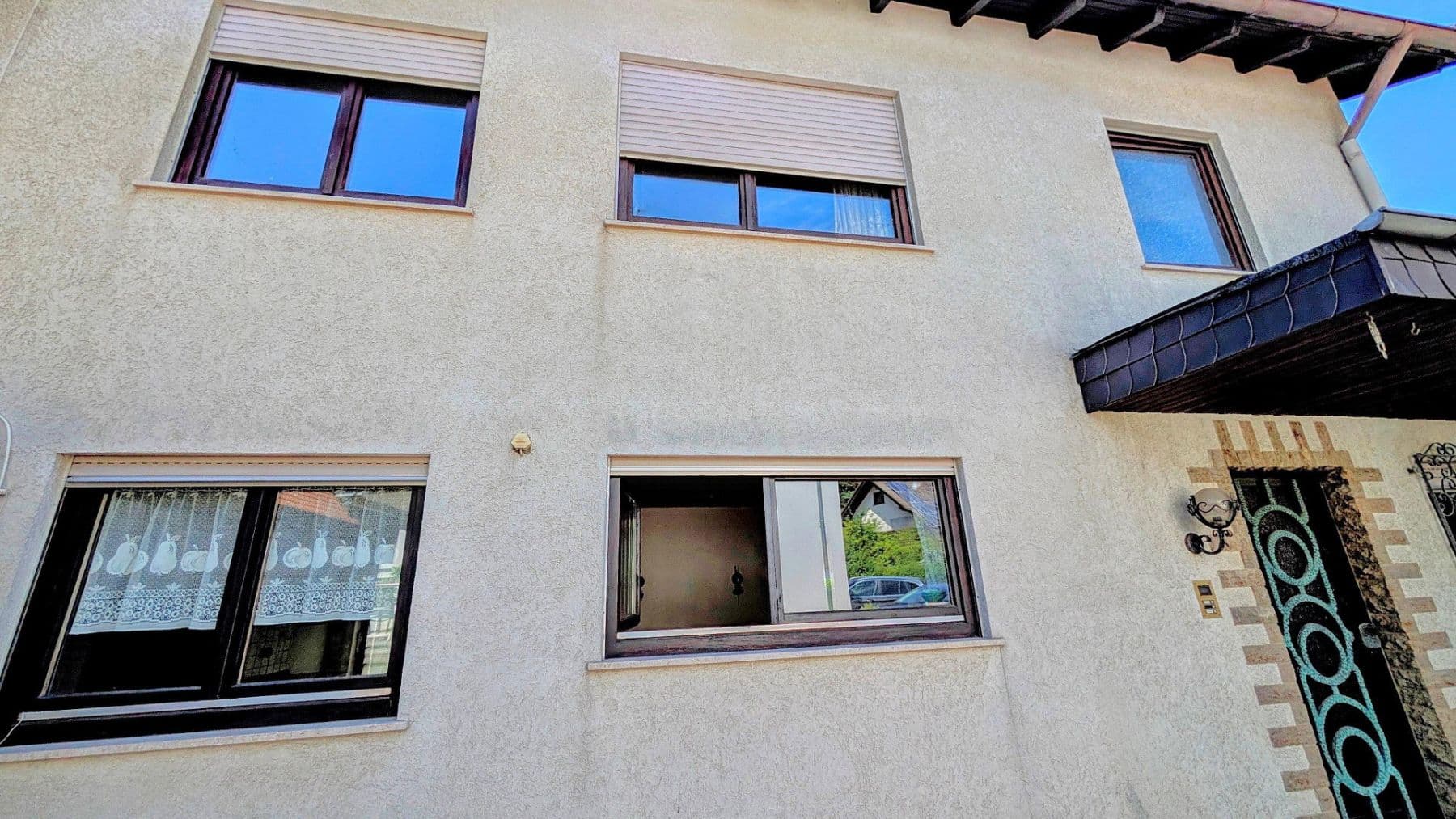Predaj domu 162 m², pozemok 360 m², Goldbach, Bavorsko Predaj domu 162 m², pozemok 360 m², Goldbach, Bavorsko