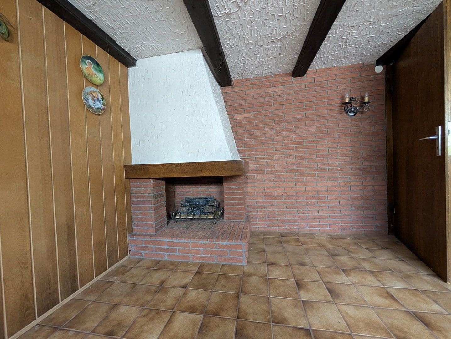 Predaj domu 162 m², pozemok 360 m², Goldbach, Bavorsko Predaj domu 162 m², pozemok 360 m², Goldbach, Bavorsko