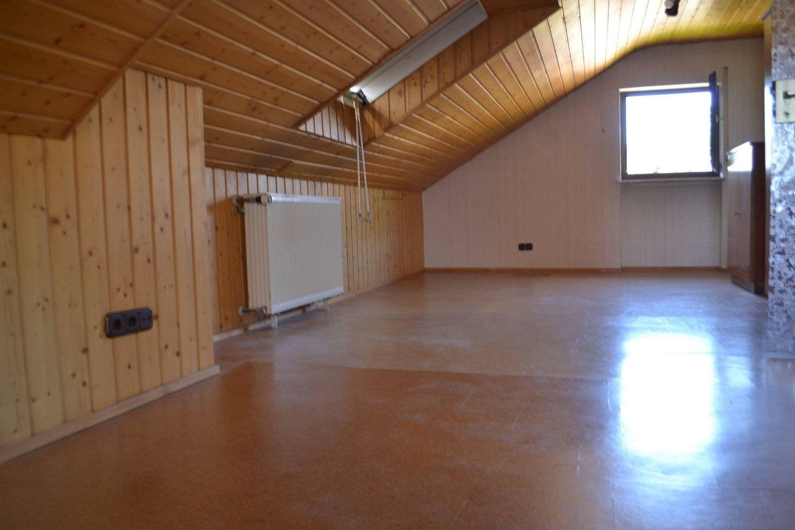 Predaj domu 162 m², pozemok 360 m², Goldbach, Bavorsko Predaj domu 162 m², pozemok 360 m², Goldbach, Bavorsko