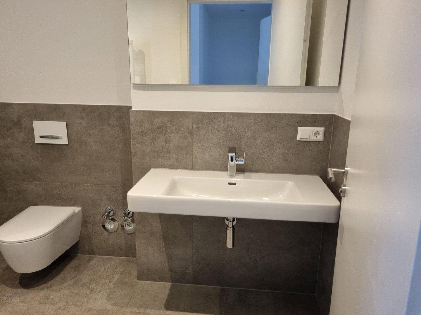 Prenájom bytu 2-izbový 76 m², Bergstr.9, Laufenburg (Baden), Bádensko-Wurttembersko Prenájom bytu 2-izbový 76 m², Bergstr.9, Laufenburg (Baden), Bádensko-Wurttembersko