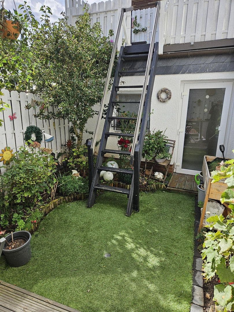 Predaj domu 84 m², pozemok 120 m², Niederkassel, Severné Porýnie - Westfálsko Predaj domu 84 m², pozemok 120 m², Niederkassel, Severné Porýnie - Westfálsko