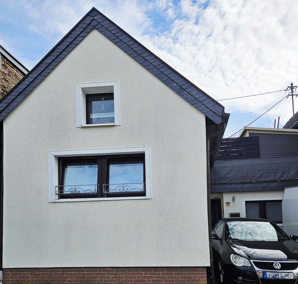 Predaj domu 84 m², pozemok 120 m², Niederkassel, Severné Porýnie - Westfálsko Predaj domu 84 m², pozemok 120 m², Niederkassel, Severné Porýnie - Westfálsko
