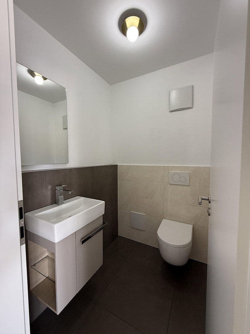 Predaj bytu 4-izbový 110 m², Lauffen am Neckar, Bádensko-Wurttembersko Predaj bytu 4-izbový 110 m², Lauffen am Neckar, Bádensko-Wurttembersko