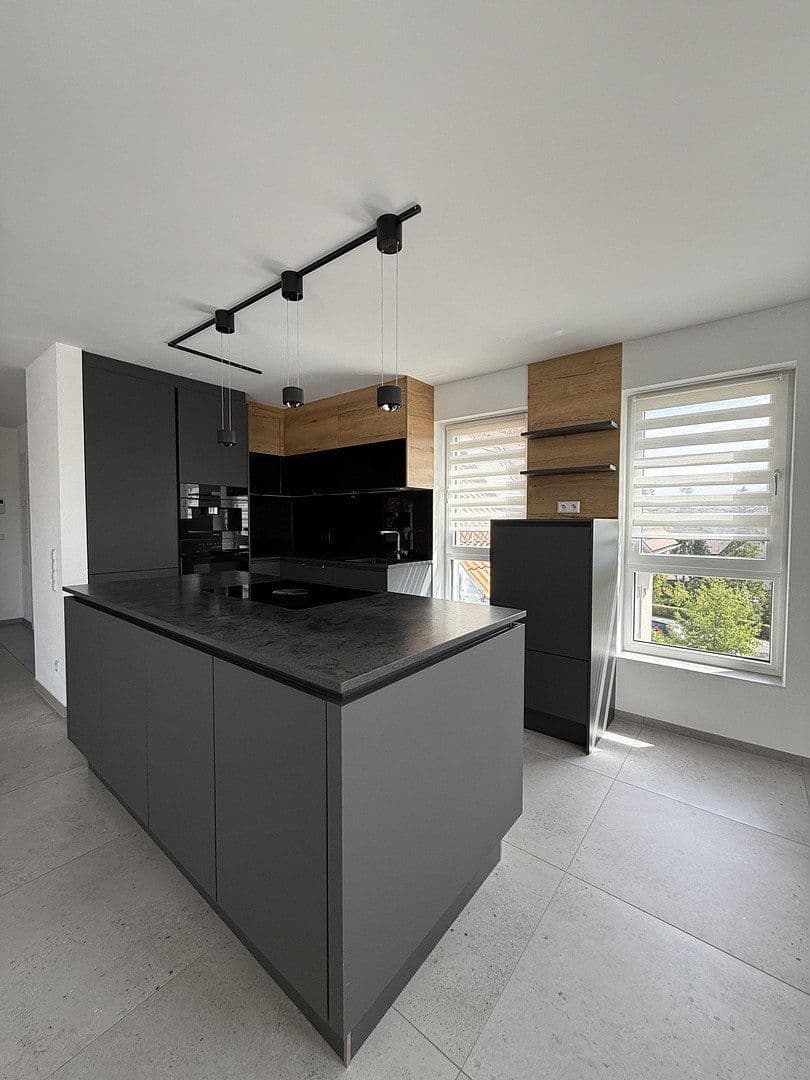 Predaj bytu 4-izbový 110 m², Lauffen am Neckar, Bádensko-Wurttembersko Predaj bytu 4-izbový 110 m², Lauffen am Neckar, Bádensko-Wurttembersko