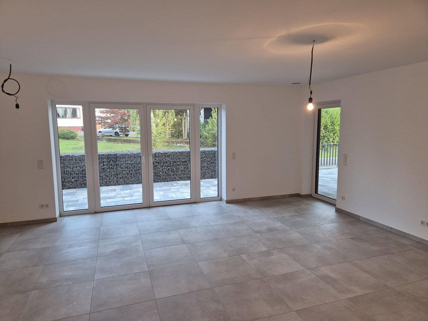 Prenájom bytu 3-izbový 120 m², Schloßstr. 2G, Wadern, Sársko Prenájom bytu 3-izbový 120 m², Schloßstr. 2G, Wadern, Sársko