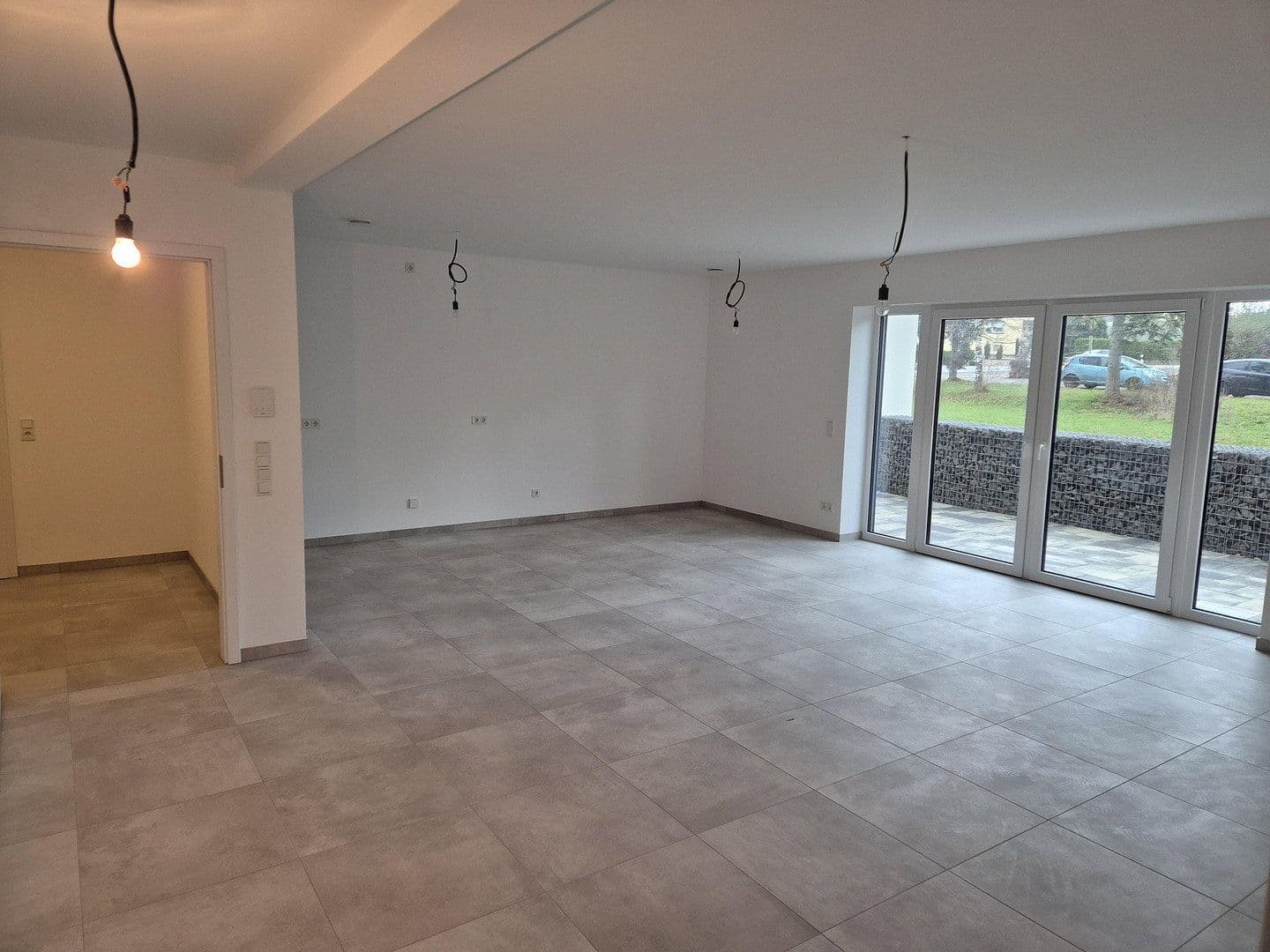 Prenájom bytu 3-izbový 120 m², Schloßstr. 2G, Wadern, Sársko Prenájom bytu 3-izbový 120 m², Schloßstr. 2G, Wadern, Sársko