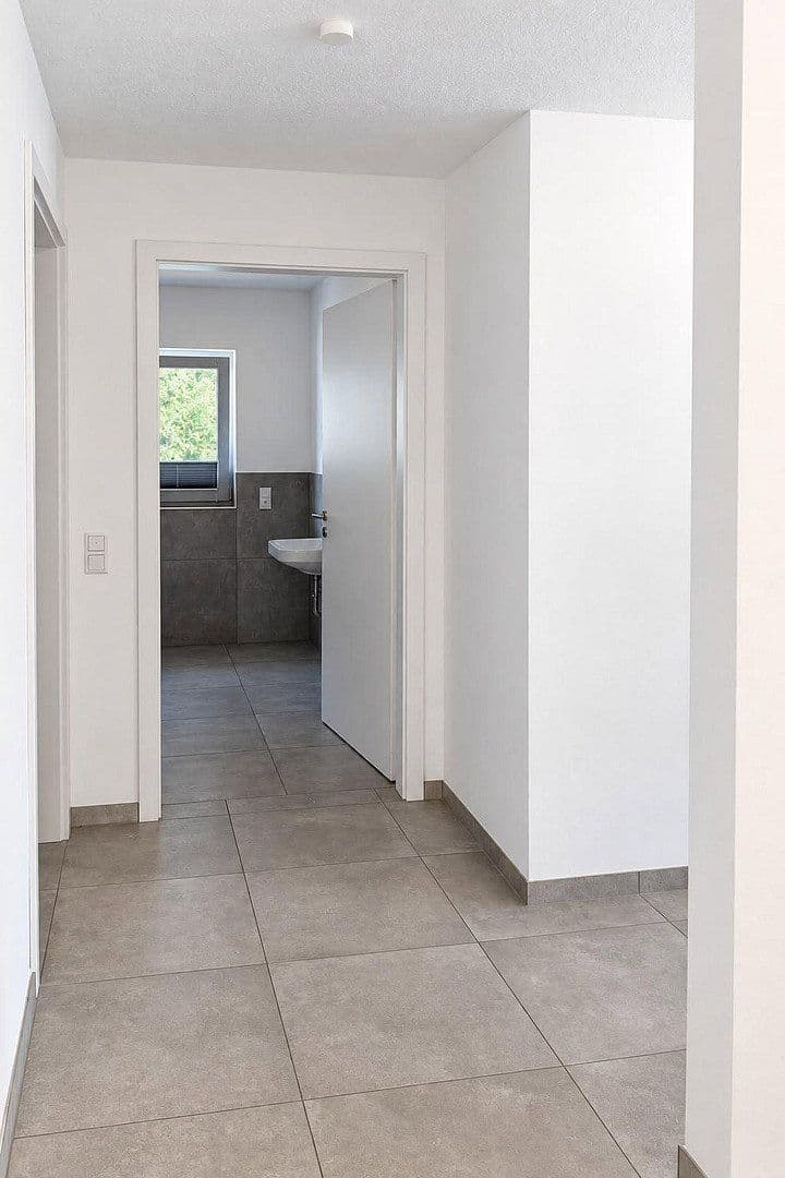 Prenájom bytu 3-izbový 85 m², Benjesweg 6, Drakenburg, Dolné Sasko Prenájom bytu 3-izbový 85 m², Benjesweg 6, Drakenburg, Dolné Sasko