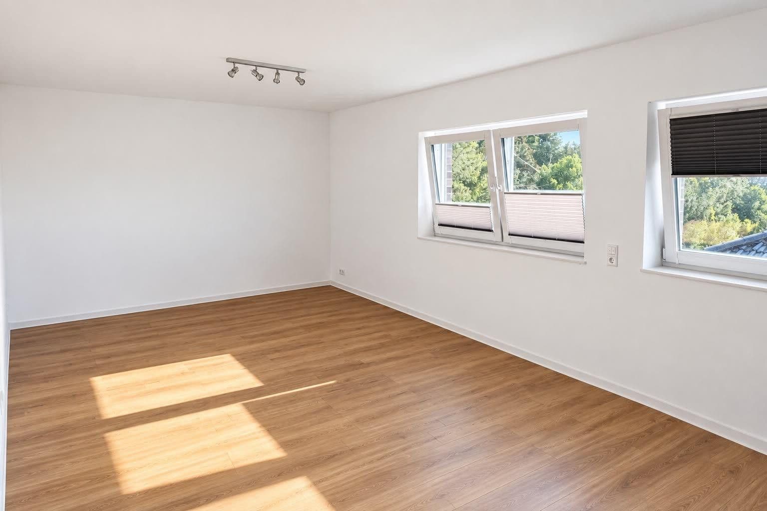 Prenájom bytu 3-izbový 85 m², Benjesweg 6, Drakenburg, Dolné Sasko Prenájom bytu 3-izbový 85 m², Benjesweg 6, Drakenburg, Dolné Sasko