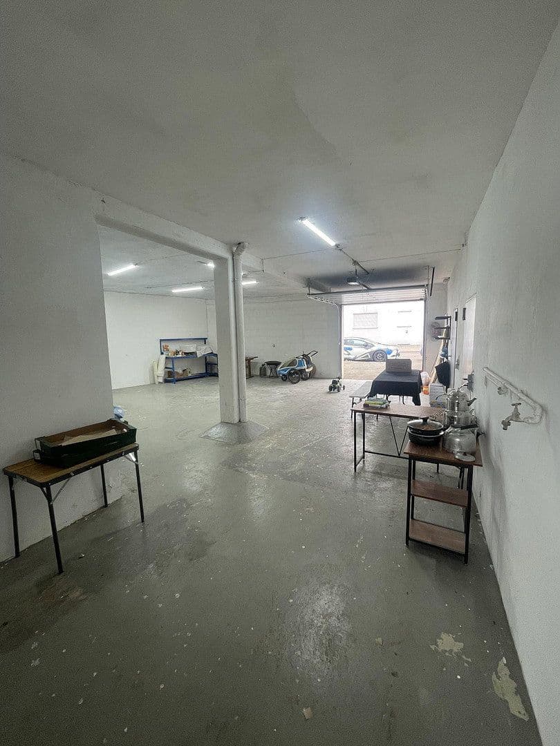 Prenájom nebytového priestoru 30 m², Schwäbisch Gmünd, Bádensko-Wurttembersko Prenájom nebytového priestoru 30 m², Schwäbisch Gmünd, Bádensko-Wurttembersko