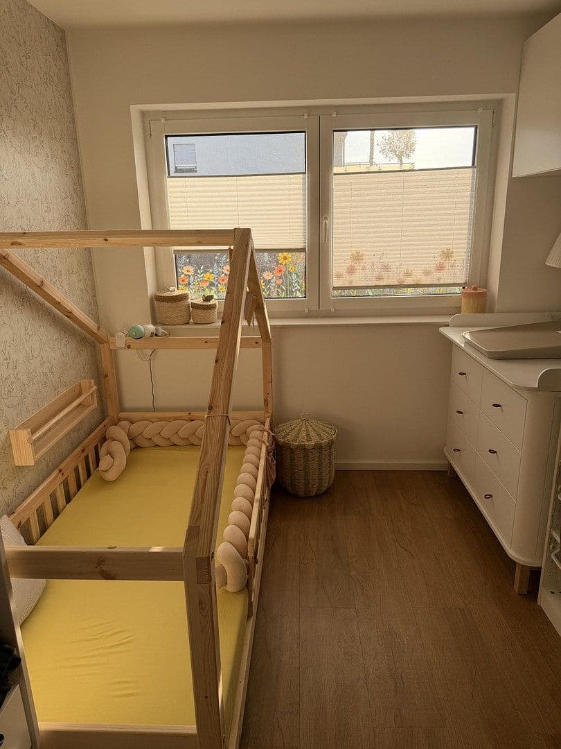 Predaj bytu 3-izbový 98 m², Duisburg, Severné Porýnie - Westfálsko Predaj bytu 3-izbový 98 m², Duisburg, Severné Porýnie - Westfálsko