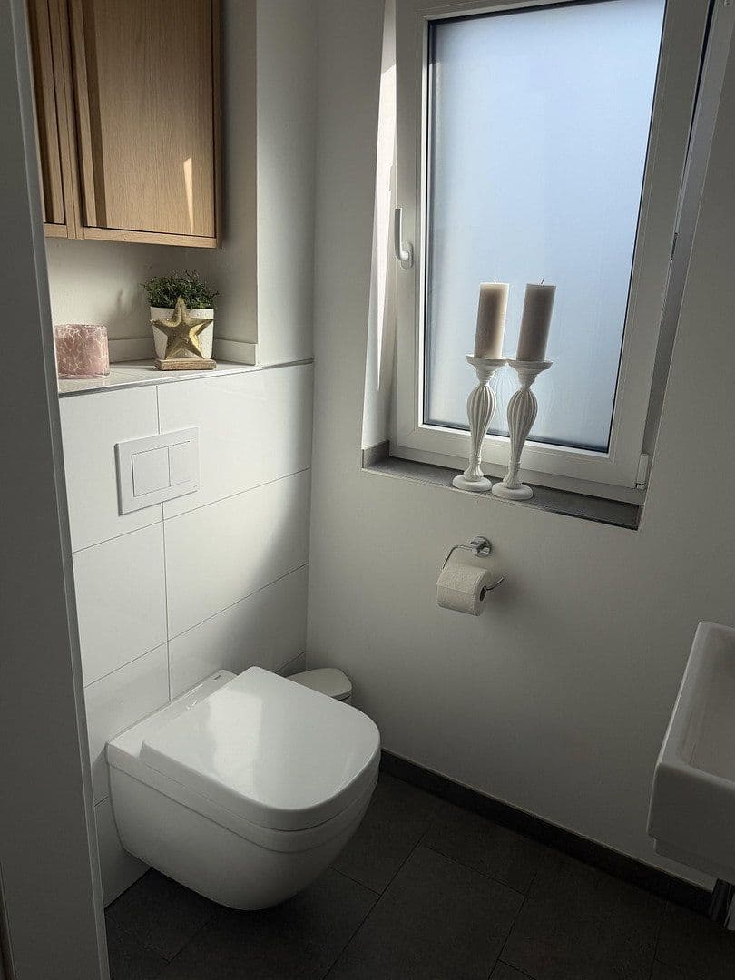Predaj bytu 3-izbový 98 m², Duisburg, Severné Porýnie - Westfálsko Predaj bytu 3-izbový 98 m², Duisburg, Severné Porýnie - Westfálsko