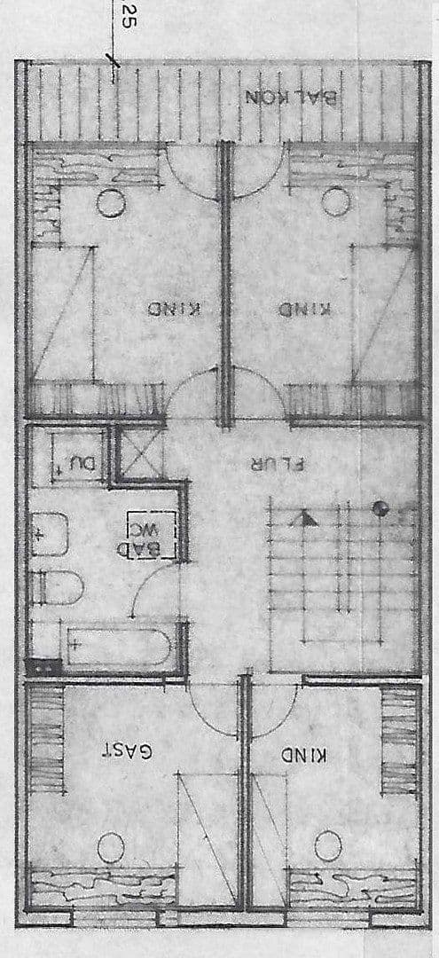 Predaj domu 119 m², pozemok 221 m², Reutlinger Straße 15, Tamm, Bádensko-Wurttembersko Predaj domu 119 m², pozemok 221 m², Reutlinger Straße 15, Tamm, Bádensko-Wurttembersko