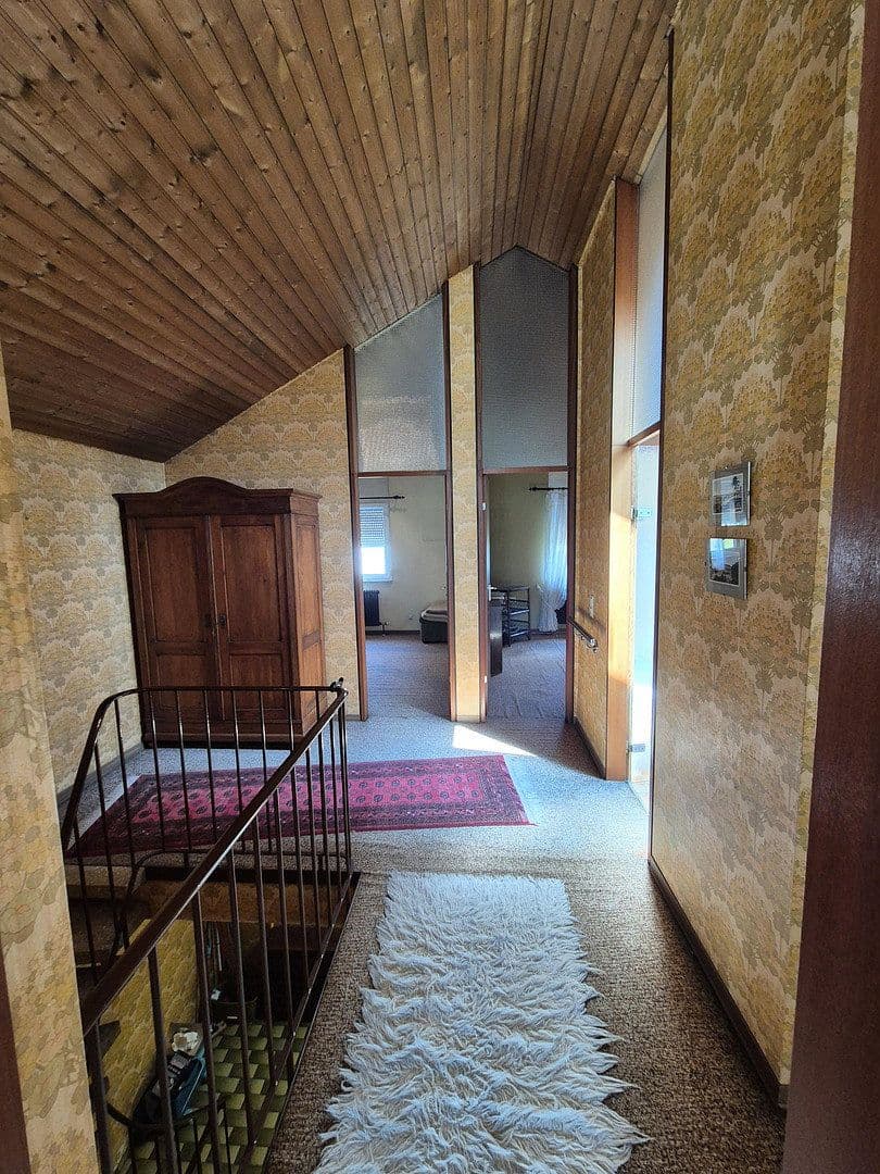 Predaj domu 119 m², pozemok 221 m², Reutlinger Straße 15, Tamm, Bádensko-Wurttembersko Predaj domu 119 m², pozemok 221 m², Reutlinger Straße 15, Tamm, Bádensko-Wurttembersko
