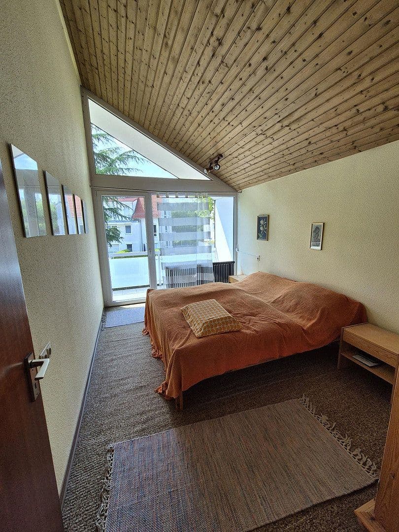 Predaj domu 119 m², pozemok 221 m², Reutlinger Straße 15, Tamm, Bádensko-Wurttembersko Predaj domu 119 m², pozemok 221 m², Reutlinger Straße 15, Tamm, Bádensko-Wurttembersko