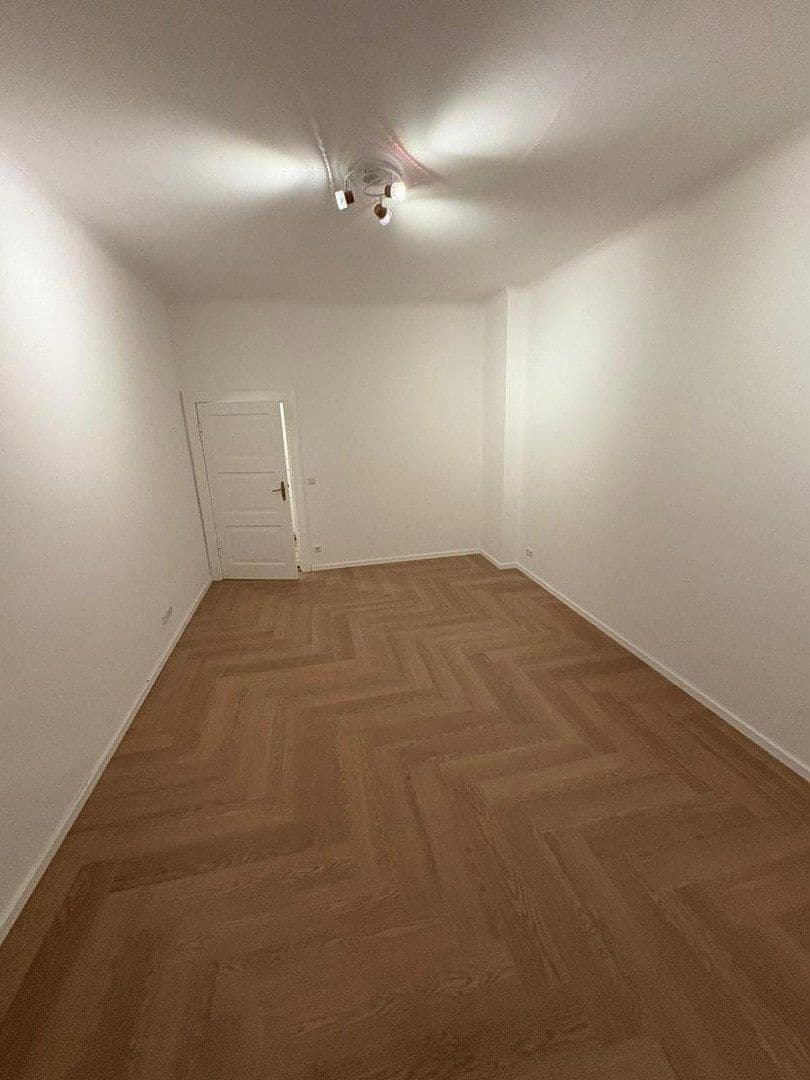 Predaj bytu 3-izbový 64 m², Köllnische Straße 44, Berlin, Berlín Predaj bytu 3-izbový 64 m², Köllnische Straße 44, Berlin, Berlín