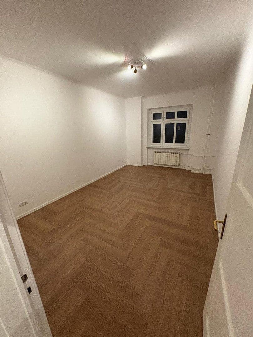 Predaj bytu 3-izbový 64 m², Köllnische Straße 44, Berlin, Berlín Predaj bytu 3-izbový 64 m², Köllnische Straße 44, Berlin, Berlín