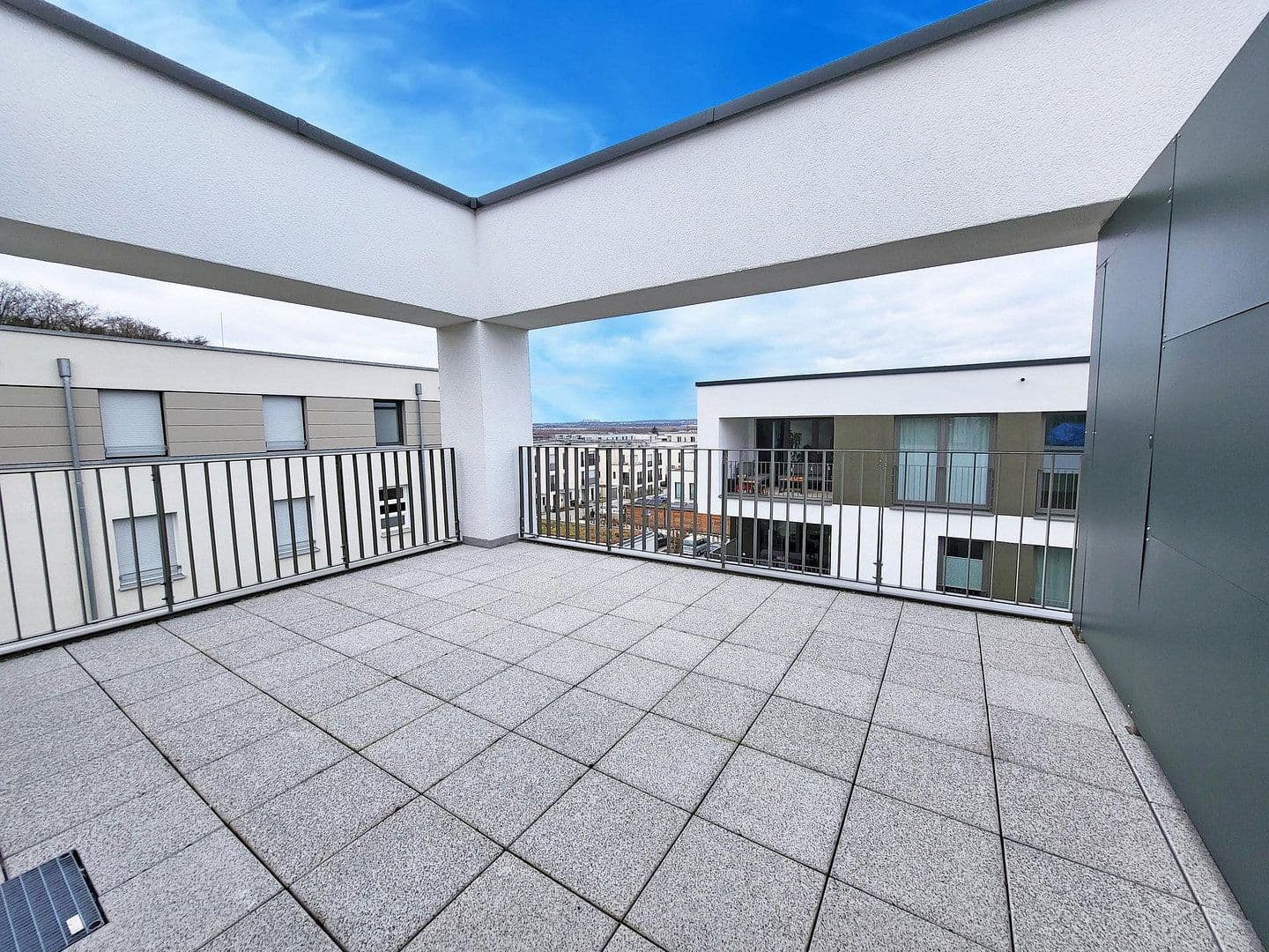 Prenájom bytu 3-izbový 102 m², In den Akademiegärten 3, Neuhausen auf den Fildern, Bádensko-Wurttembersko Prenájom bytu 3-izbový 102 m², In den Akademiegärten 3, Neuhausen auf den Fildern, Bádensko-Wurttembersko
