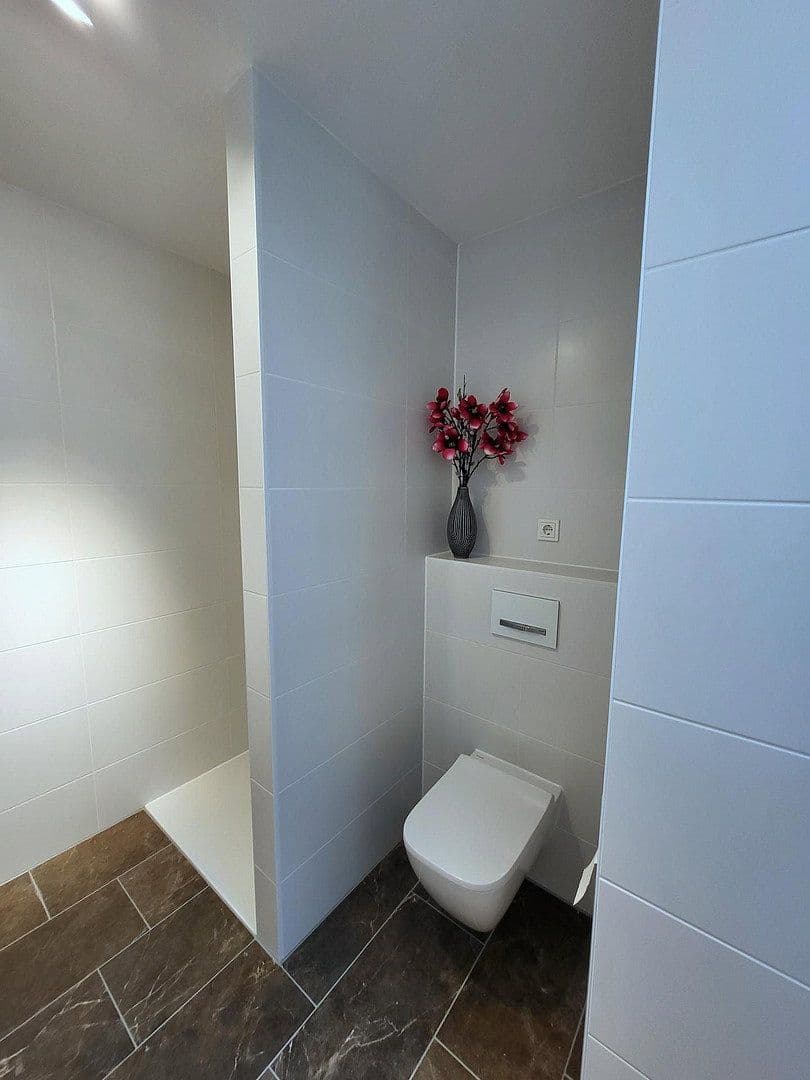 Prenájom bytu 3-izbový 102 m², In den Akademiegärten 3, Neuhausen auf den Fildern, Bádensko-Wurttembersko Prenájom bytu 3-izbový 102 m², In den Akademiegärten 3, Neuhausen auf den Fildern, Bádensko-Wurttembersko