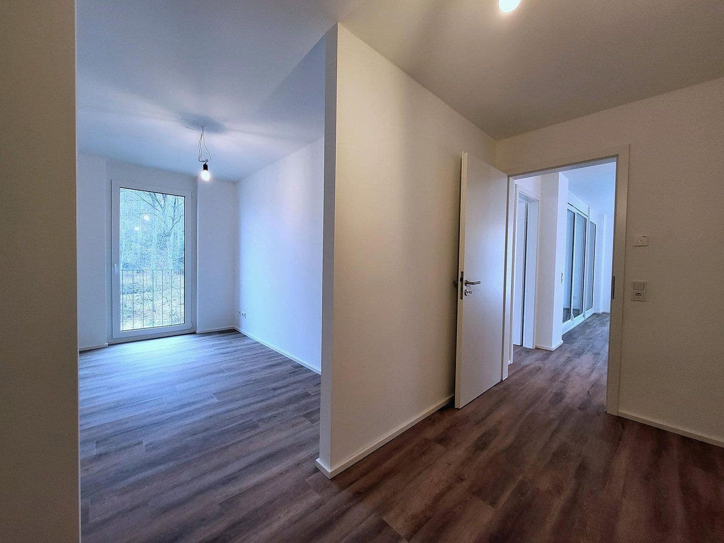 Prenájom bytu 3-izbový 102 m², In den Akademiegärten 3, Neuhausen auf den Fildern, Bádensko-Wurttembersko Prenájom bytu 3-izbový 102 m², In den Akademiegärten 3, Neuhausen auf den Fildern, Bádensko-Wurttembersko