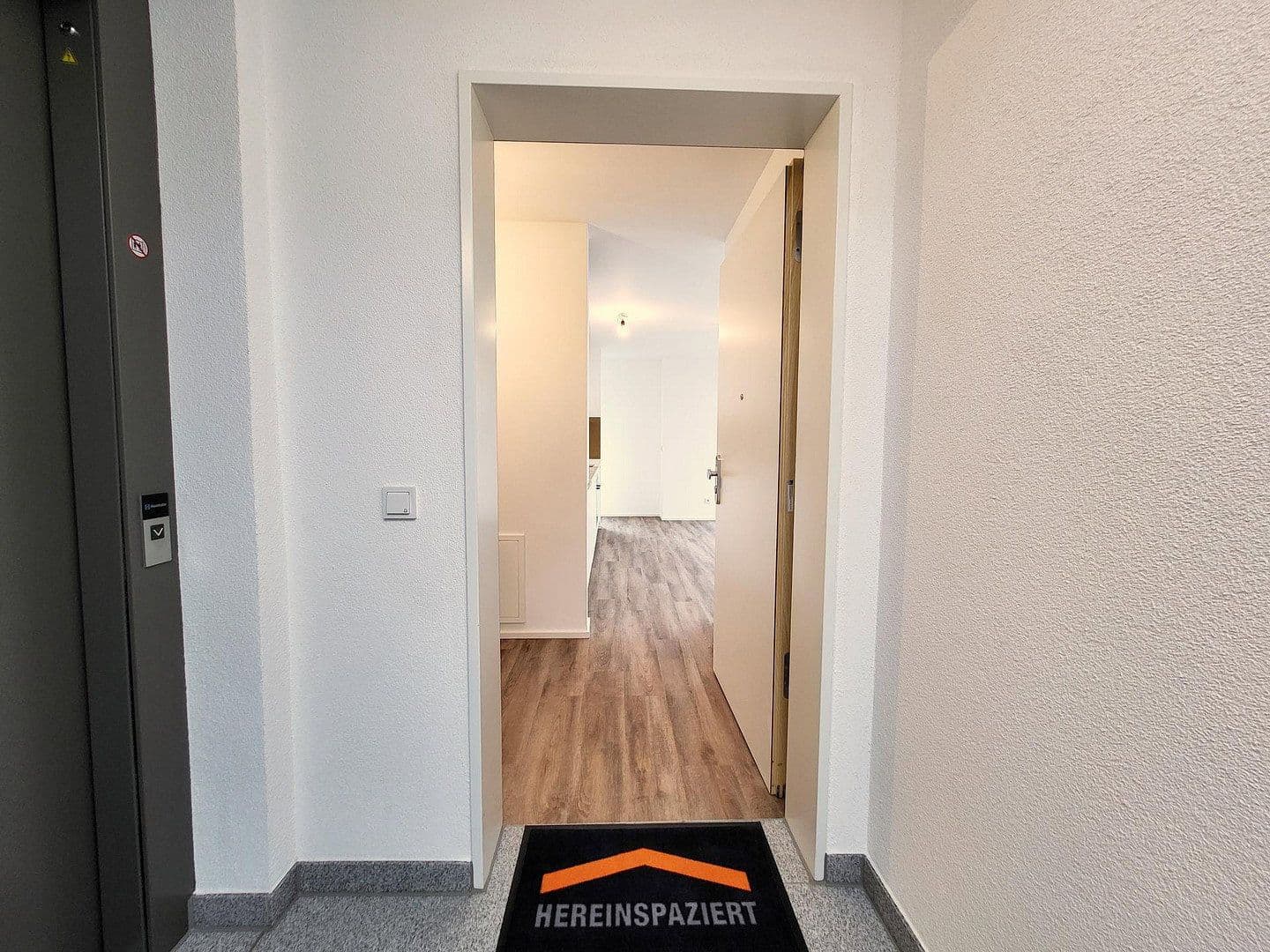 Prenájom bytu 3-izbový 102 m², In den Akademiegärten 3, Neuhausen auf den Fildern, Bádensko-Wurttembersko Prenájom bytu 3-izbový 102 m², In den Akademiegärten 3, Neuhausen auf den Fildern, Bádensko-Wurttembersko