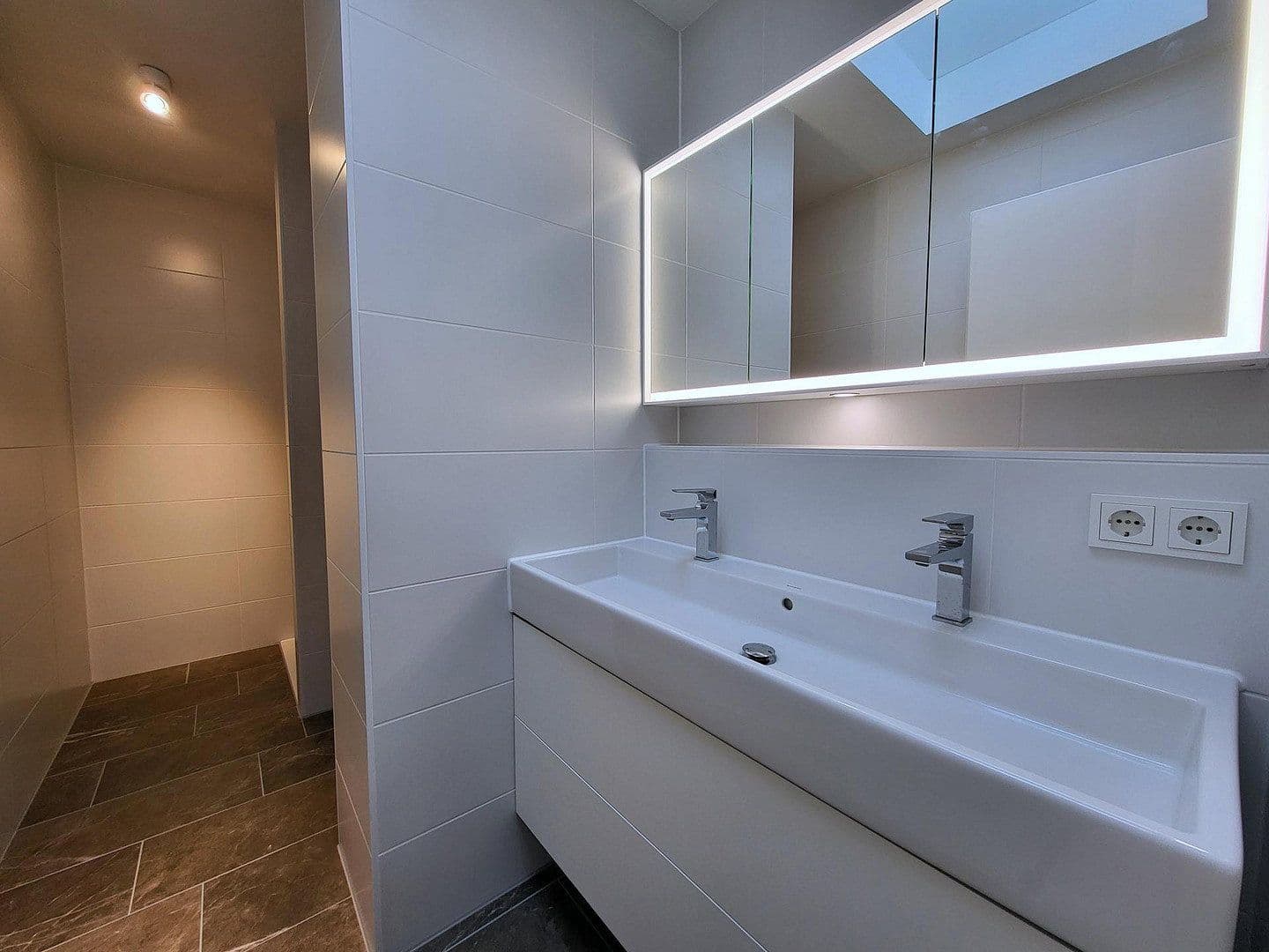 Prenájom bytu 3-izbový 102 m², In den Akademiegärten 3, Neuhausen auf den Fildern, Bádensko-Wurttembersko Prenájom bytu 3-izbový 102 m², In den Akademiegärten 3, Neuhausen auf den Fildern, Bádensko-Wurttembersko