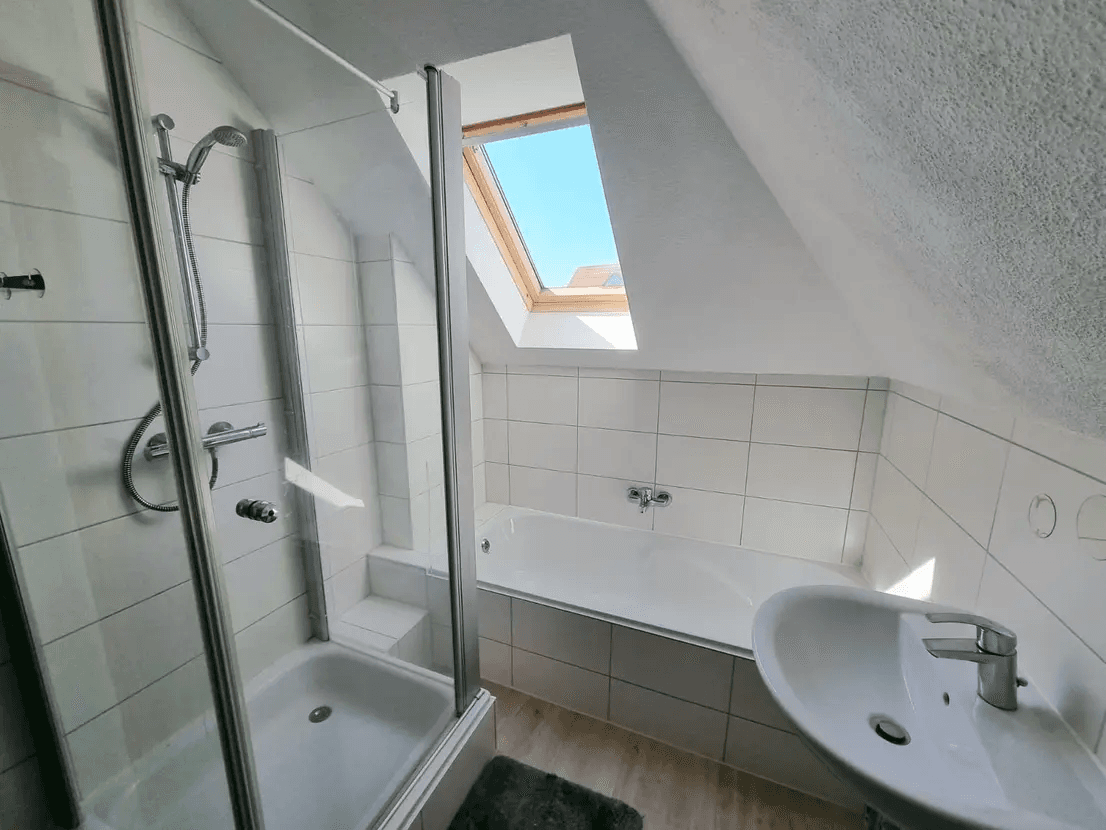 Predaj domu 273 m², pozemok 661 m², Buchholzstraße 24, Naumburg (Saale), Sasko-Anhaltsko Predaj domu 273 m², pozemok 661 m², Buchholzstraße 24, Naumburg (Saale), Sasko-Anhaltsko